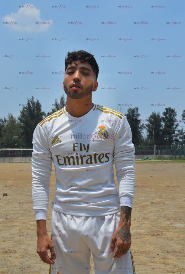 FOTOS DE CHICO BISEXUAL DEPORTISTA MODELO 20 AÑOS