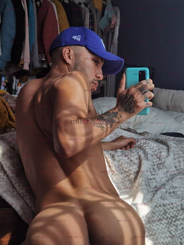 FOTOS DE CHICO BISEXUAL DEPORTISTA MODELO 20 AÑOS