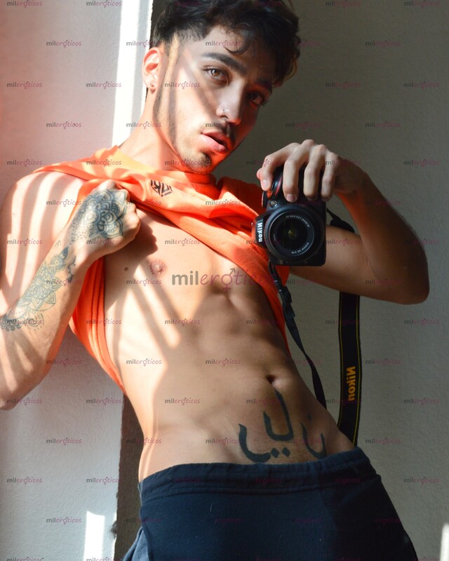 FOTOS DE CHICO BISEXUAL DEPORTISTA MODELO 20 AÑOS