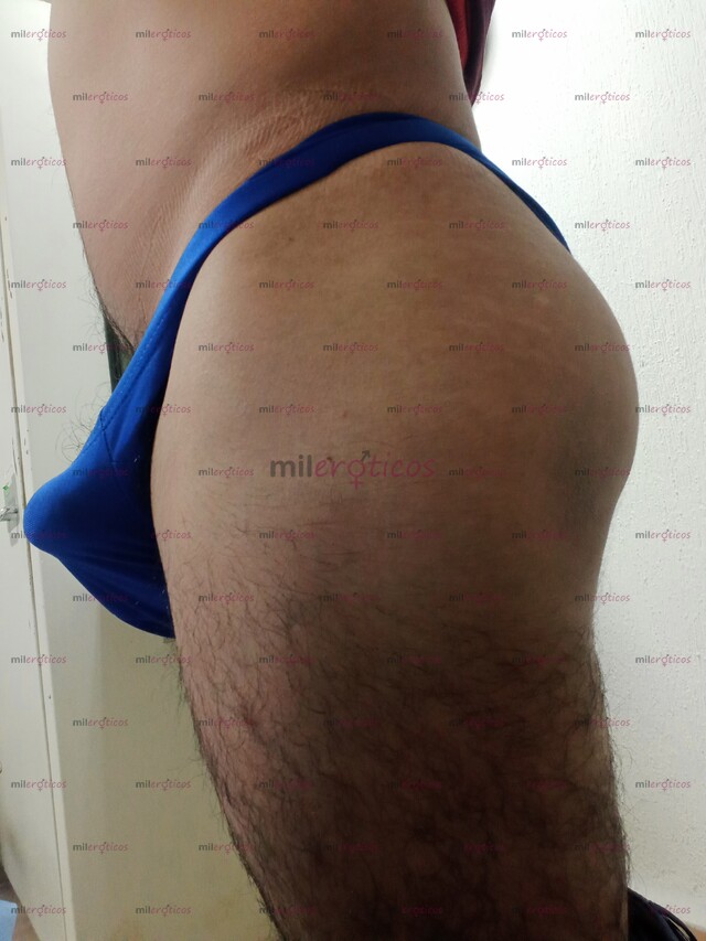 FOTOS DE CASADO MORENO PELUDITO LAMBE CULOS Y VERGA.