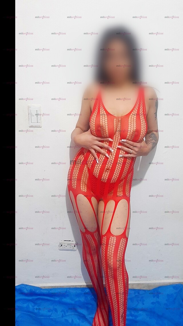 FOTOS DE HERMOSA CHICA LACTANTE CON MUCHA LECHE PARA DAR ESCRIBEME