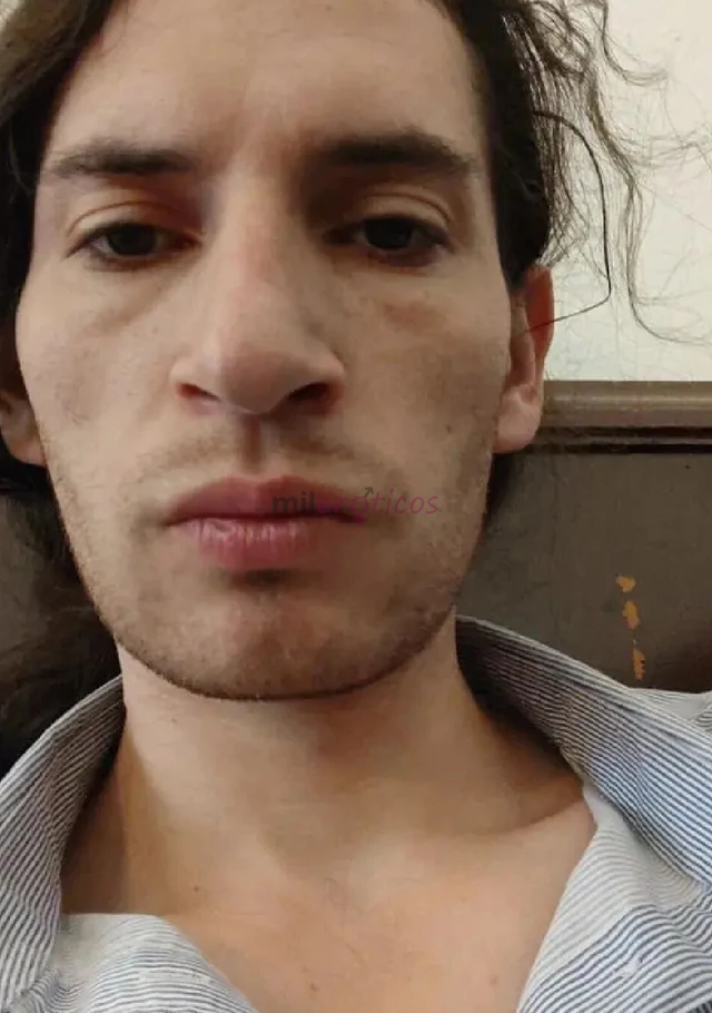 Soy todo lo que esperas y lo que quieres tengo cuerpo sano mente sucia y todo rico estoy seguro que te gustara mi atencion que incluye caricias besos...