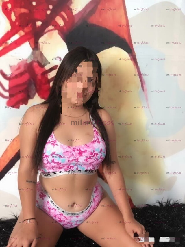 FOTOS DE CAROLINA HERMOSA JOVEN 19 AÑOS NUEVA EN LA CIUDAD