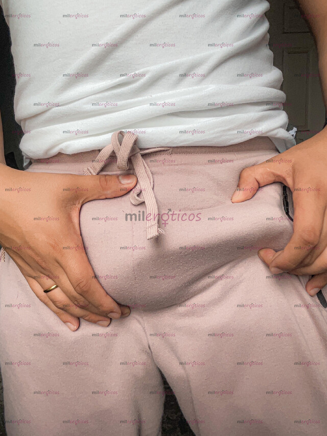 FOTOS DE JOVEN 28 AÑOS VERSÁTIL CON DISPONIBILIDAD .