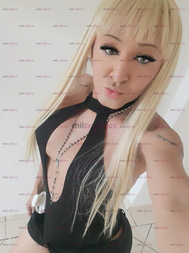 FOTOS DE NUEVA TREMEDA REBECCA CON GANA DE JUGAR Y DARTE MUCHO PLACER