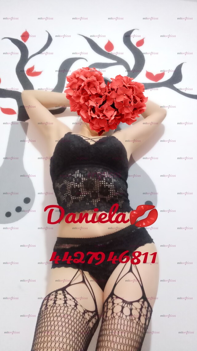 FOTOS DE DANIELA, MUY COMPLACIENTE EN TODO MOMENTO