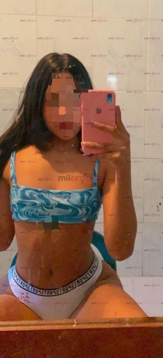 FOTOS DE JOHANA, ADICTA A TU VERGA, COMPLACIENTE Y DEDICADA A TU PLACER