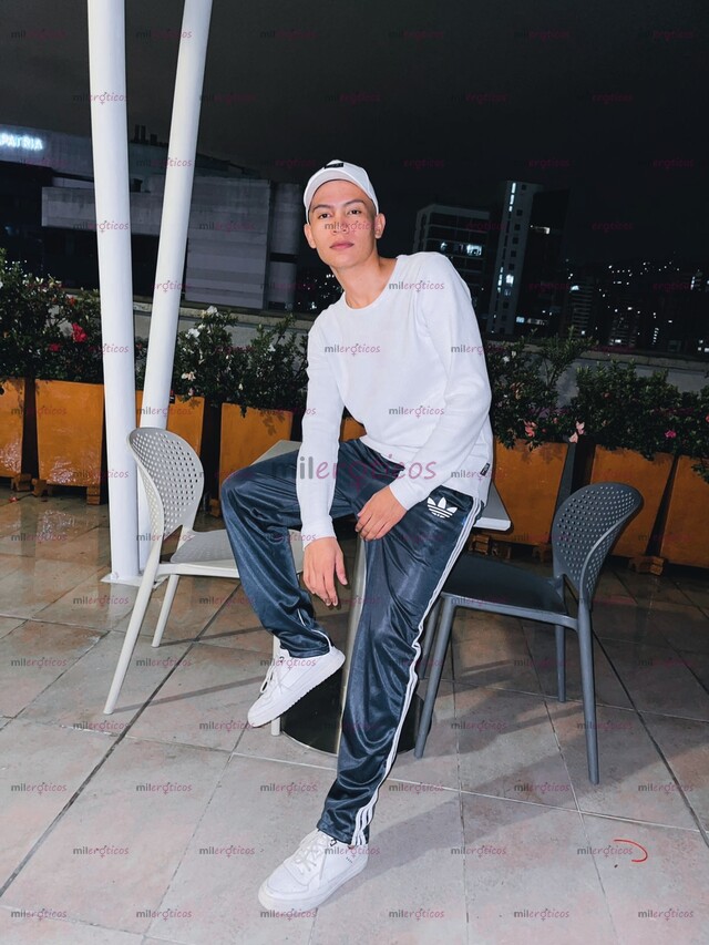 FOTOS DE COLOMBIANO 22 CM VERSATIL LECHERO MUY HOT