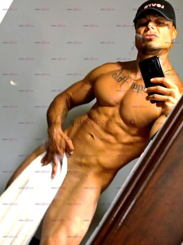 FOTOS DE MACHOTE HETERO ACTIVO!! DOMINANTE GRANDOTE POLLON MUSCULOSO