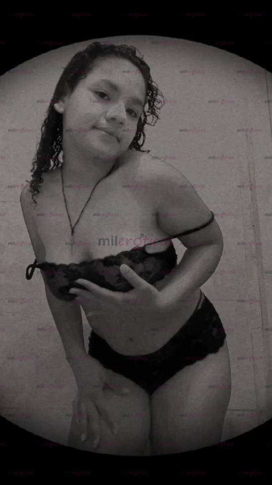 FOTOS DE POLLITA DE 20 AÑOS NUEVA EN ESTE MUNDO DE PLACERES SIN CONTROL