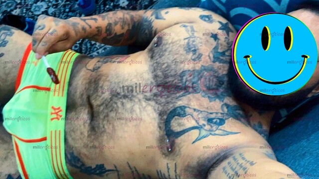 FOTOS DE MACHO CHACAL TATUADO ACTIVO MUY CALIENTE Y COMPLACIENTE