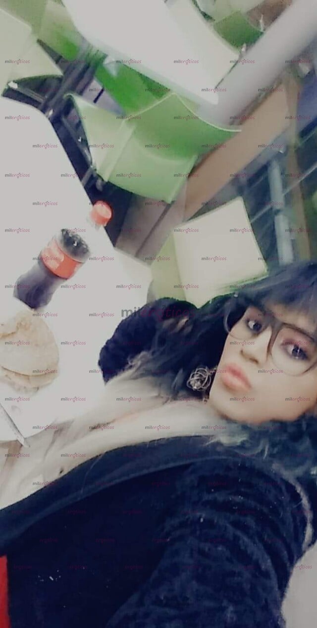 FOTOS DE BUENA ONDA SENCILLA CARISMÁTICA DE FAMILIA SINCERA Y DIRECTA