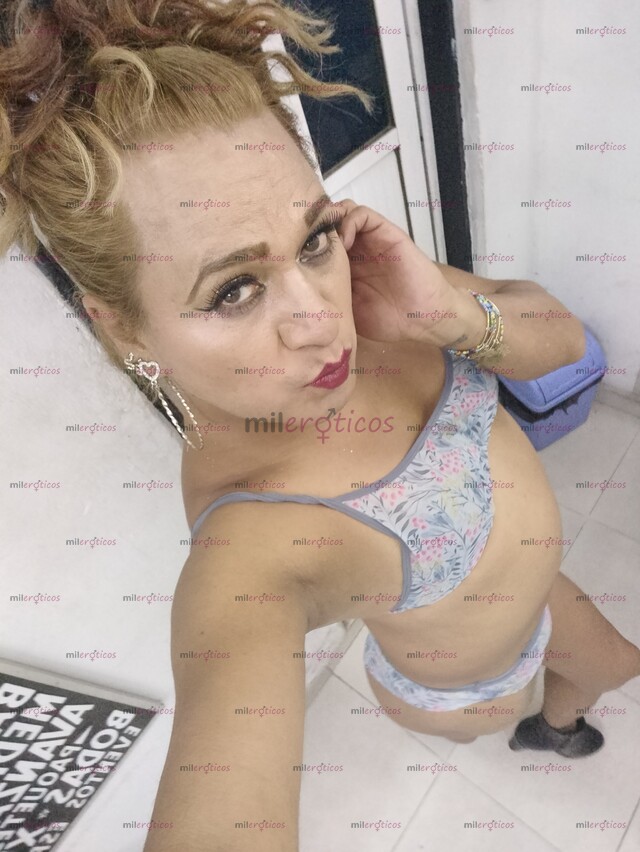 FOTOS DE PUTITA EN BRAVA VEN. DARME DURO Y SABROSO SERE TU PERRA UMMM..