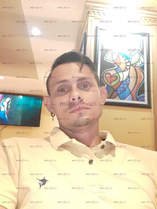 FOTOS DE SOY MUY ARRECHO Y LA TENGO BN GRANDE Y GRUESA PERO SOLO TRABAJO PARA MUJERES GRA
