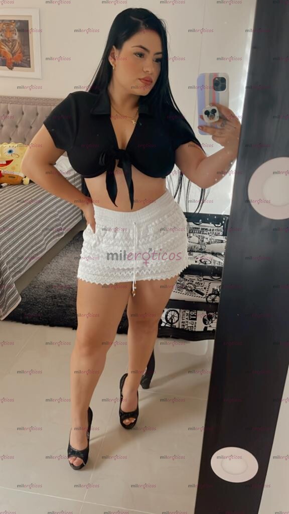 FOTOS DE UN SALUDO ESTARÉ DISPONIBLE PARA VIDEOLLAMADAS Y SEXTING ESCRÍBEME