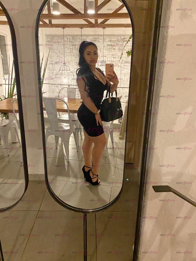 FOTOS DE UN SALUDO ESTARÉ DISPONIBLE PARA VIDEOLLAMADAS Y SEXTING ESCRÍBEME
