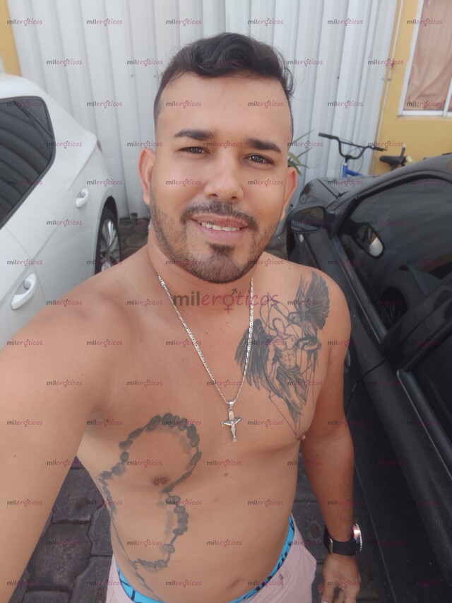 FOTOS DE ENCANTADOR VENEZOLANO DISPUESTO A CUMPLIR TUS FANTASIAS ()