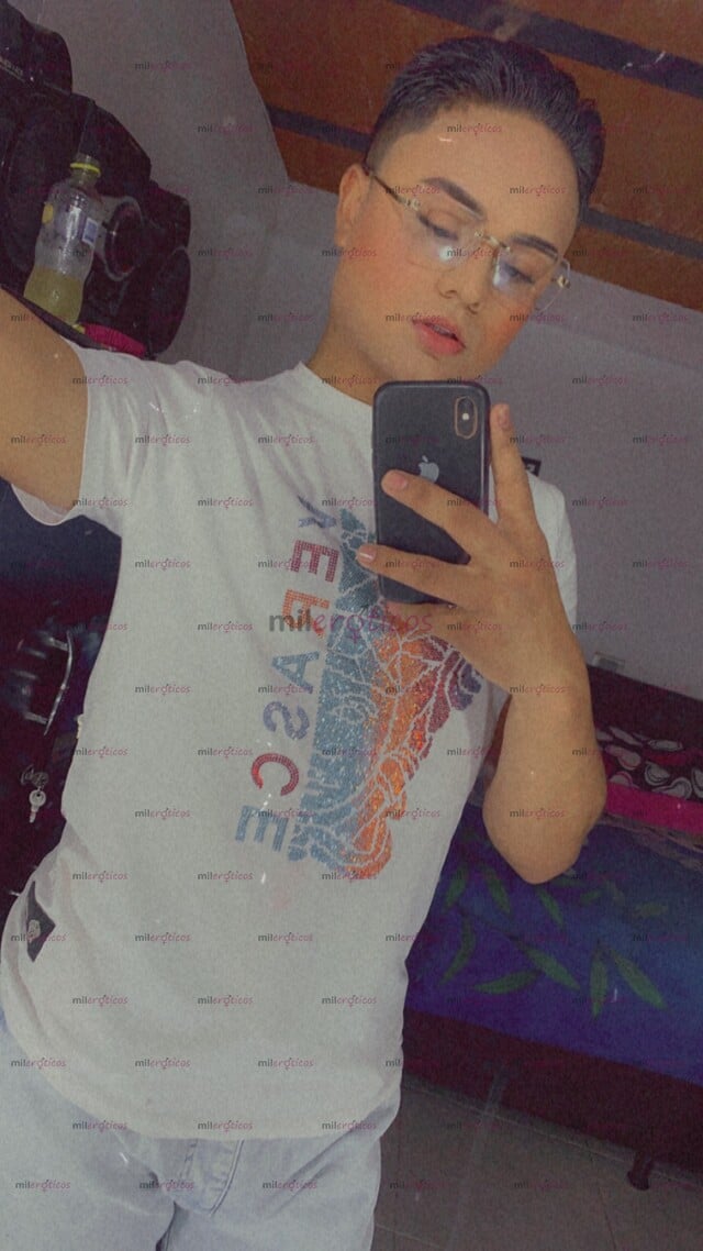 FOTOS DE ESTIBEN JOVEN 22 AÑOS CON UN PENE DE 22 CM LLENO DE LECHE ,CULO APRETADO TRAGÓN