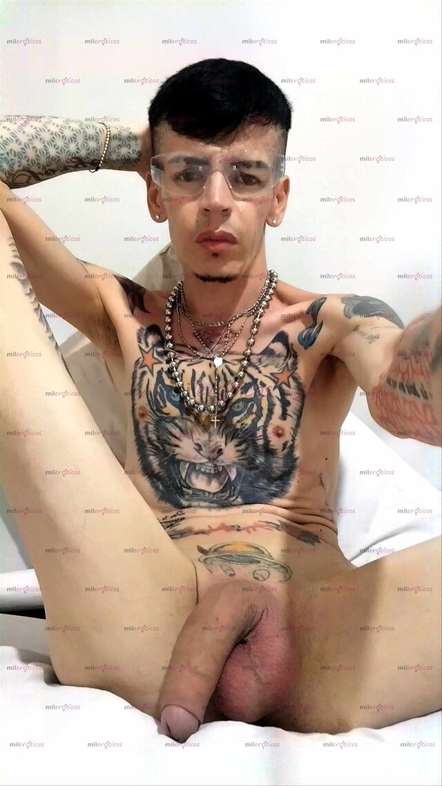 FOTOS DE FLACO VERGON LECHERO TATUADO VENDO CONTENIDO Y VIDEO LLAMADAS CALIENTES