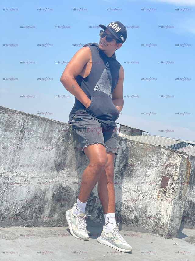 FOTOS DE ALEXANDER, EXTRANGERO ARDIENTE Y MUY COMPLACIENTE 20CM DE PLACER DOTADO NALGON