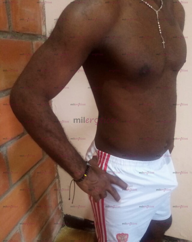 FOTOS DE GIGOLO DE ALTA GAMA,MADURO, SUPERDOTADO,DE CLASE Y PROFESIONAL