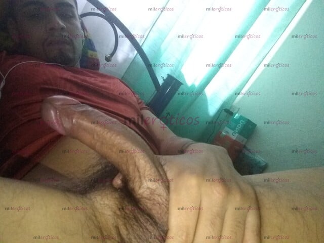 FOTOS DE MORENO RICA VERGA LISTO PARA CUMPLIR TUS FANTASIAS.