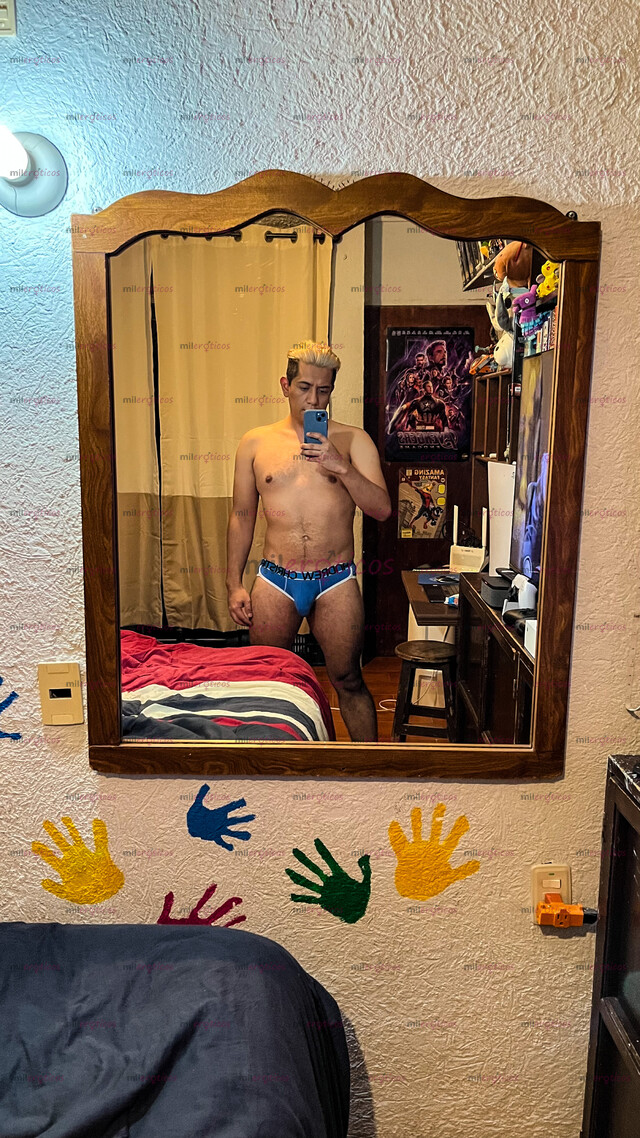 FOTOS DE TWINK DOTADO CON BUENA VERGA PARA BRINDARTE UN RICO SEXO!