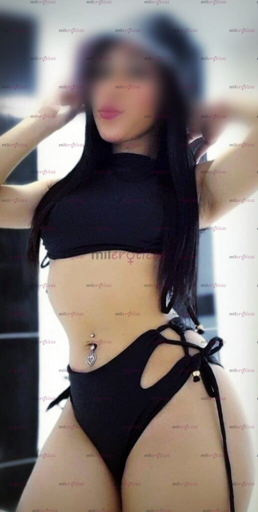 FOTOS DE SOFI INICIANDOME, HERMOSA NALGONCITA Y MUY CACHONDITA!!