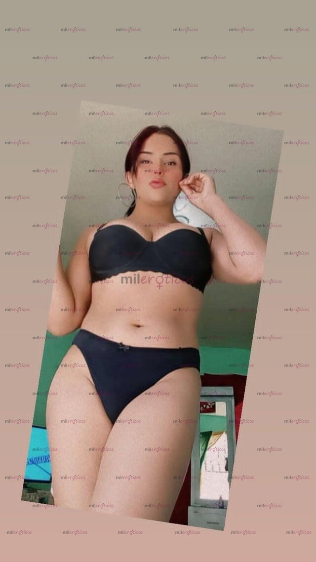 FOTOS DE TU CHICA FAVORITA NENA TRANS CON UN CARAMELO PARA TI
