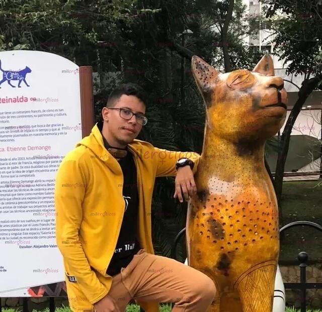 FOTOS DE CALEÑO, VERSÁTIL, JOVEN DISPUESTO A COMPLACERTE