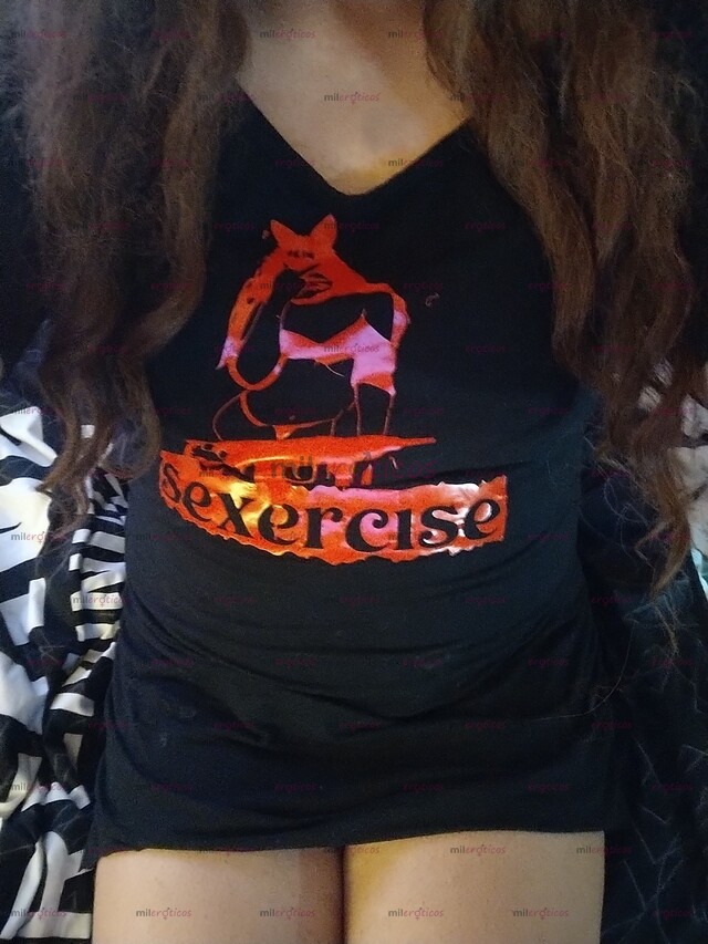 FOTOS DE ESTRECHA LISTA PARA COMPLACERTE PRUEBA MIS LABIOS AMANTE DE LA LECHE