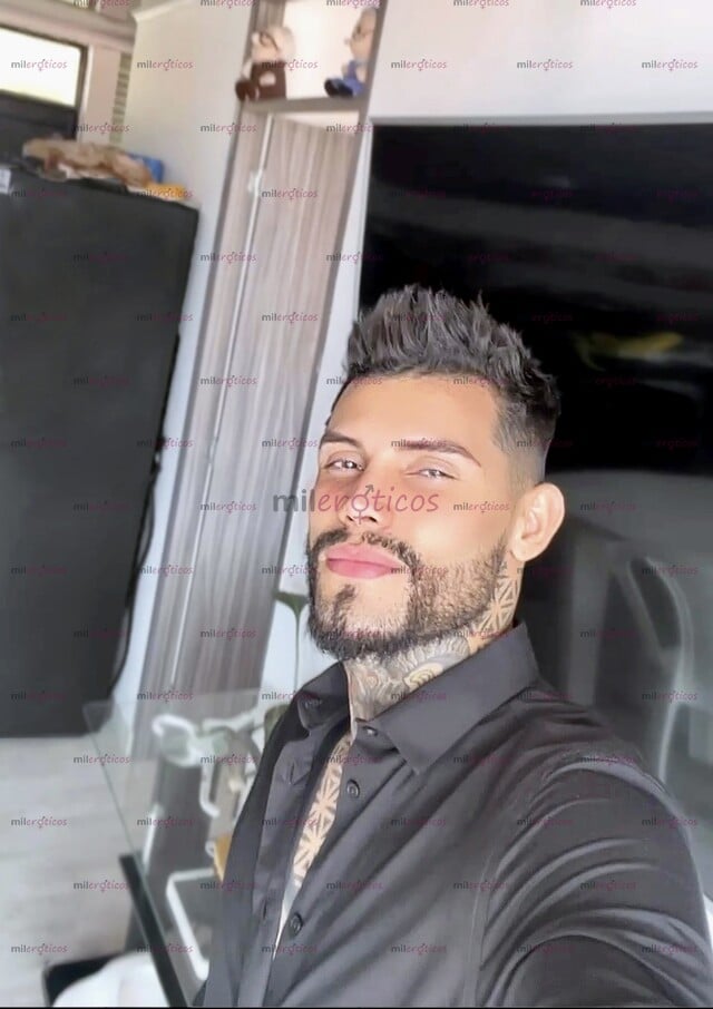 FOTOS DE 25 AÑOS JOVEN COLOMBIANO SEXY INTER MORBOSO.