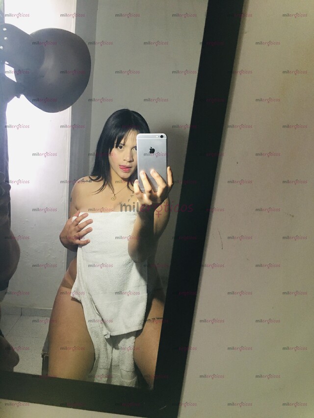 FOTOS DE HOLA MI AMOR SOY ALEJA RICA NIÑA JOVENCITA DE PASO POR TU CUIDAD