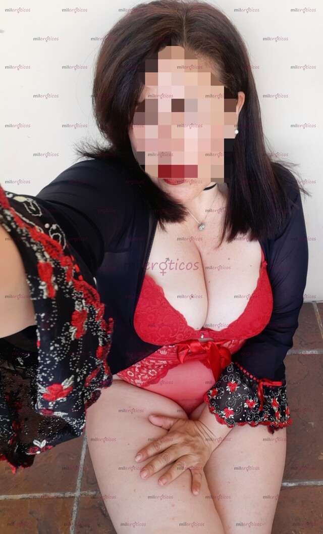 FOTOS DE SARA, ATRACTIVA, GUAPA Y CARISMÁTICA MASAJISTA