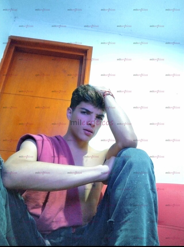 FOTOS DE SOY DIEGOZP , EL POLLITO PERFECTO PARA SEXO FULL Y CHARLAS INTERESANTES