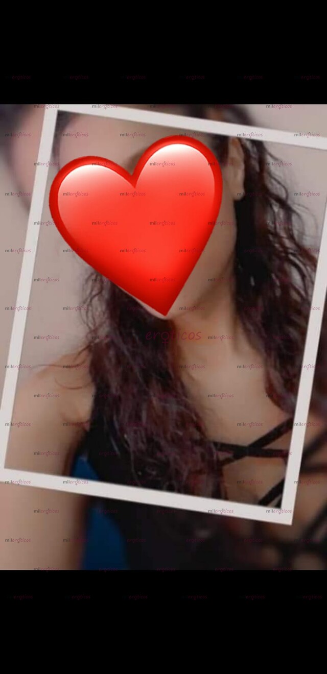 FOTOS DE HOLA BEBE SOY ANDREA DELICIOSA FLAQUITA DE 22 AÑITOS..