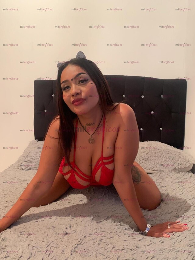 FOTOS DE GRAN PROMO CON ANAL Y VAGINAL BEBEDORA DE SEMEN