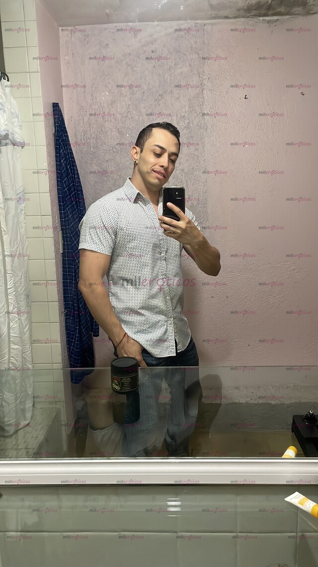 FOTOS DE CABRON LINDO EDUCADO AMABLE CALIENTE QUE TE HARÁ PASAR UN GRAN MOMENTO