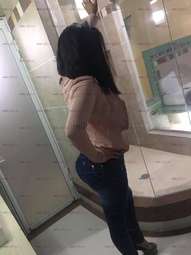 FOTOS DE RICA CULONA NATURAL NUEVA EN EL AMBIENTE. DAME. TU LECHITA EN MI BOCA