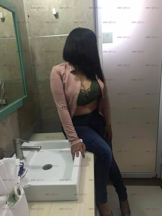 FOTOS DE RICA CULONA NATURAL NUEVA EN EL AMBIENTE. DAME. TU LECHITA EN MI BOCA