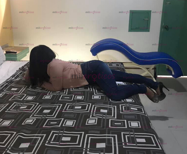 FOTOS DE RICA CULONA NATURAL NUEVA EN EL AMBIENTE. DAME. TU LECHITA EN MI BOCA