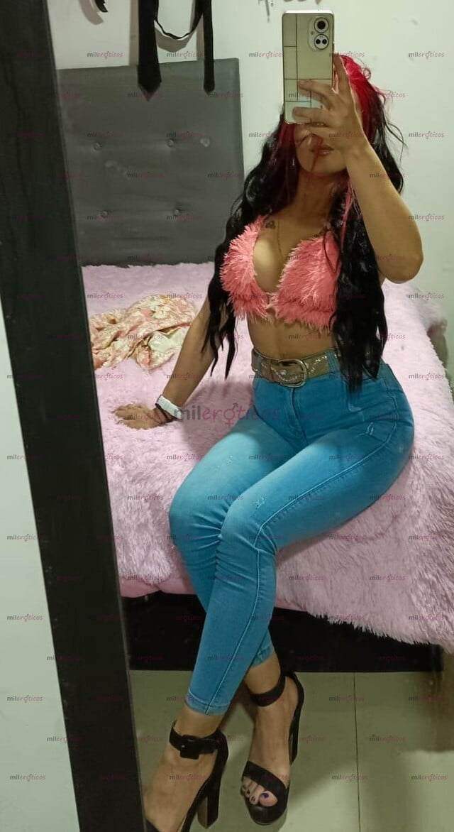 FOTOS DE UNA CHICA MUY CARISMÁTICA, CARIÑOSA Y COMPLACIENTE