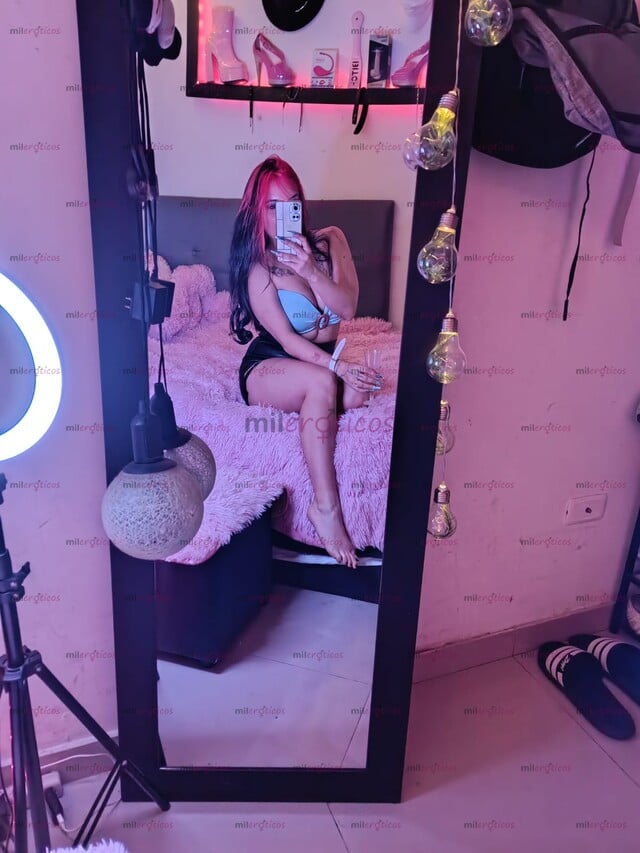 FOTOS DE UNA CHICA MUY CARISMÁTICA, CARIÑOSA Y COMPLACIENTE