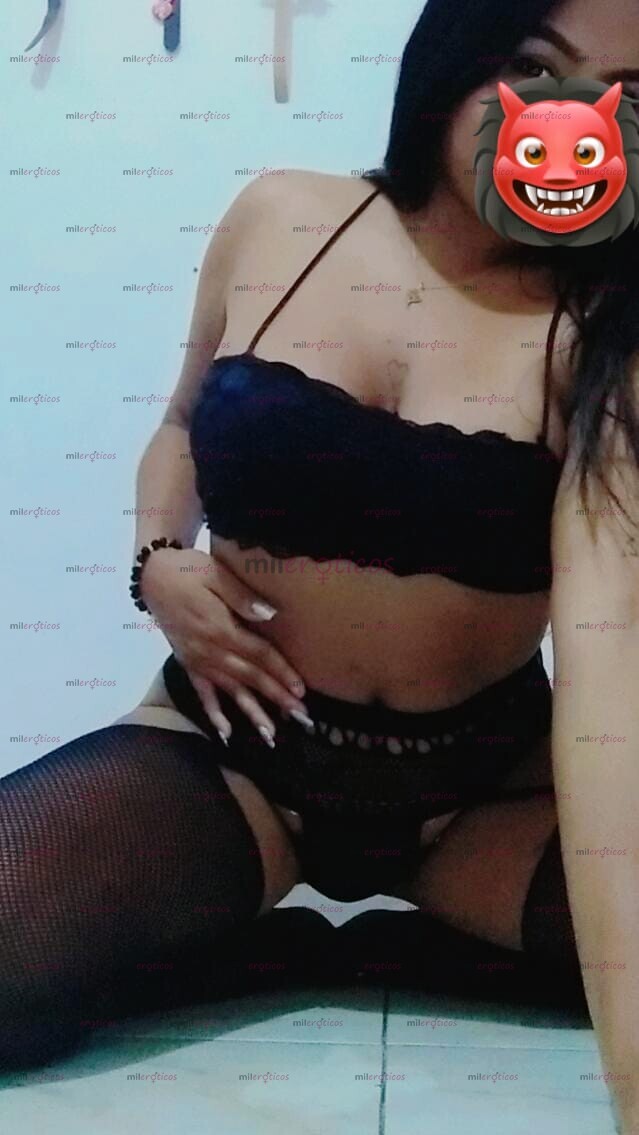 FOTOS DE HOLA AMOR MI NOMBRE ES LALY MORENITA ATENTA Y DESCOMPLICADA