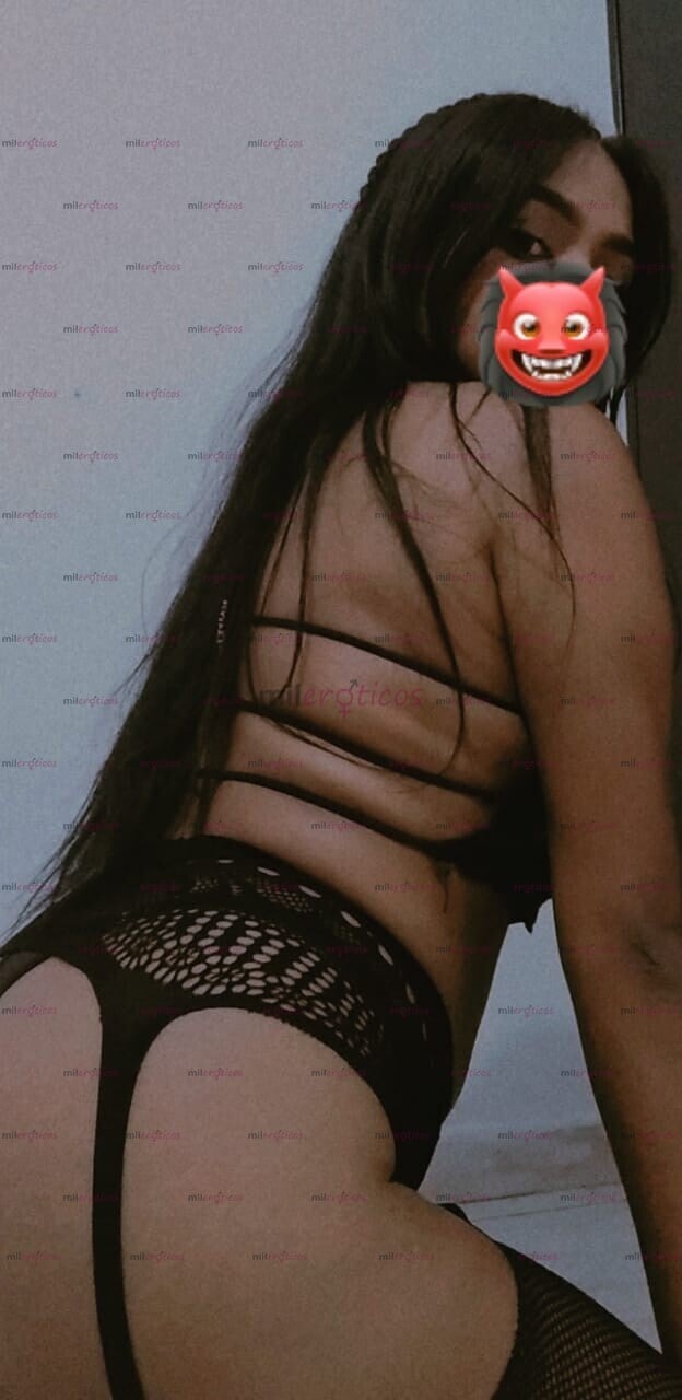 FOTOS DE HOLA AMOR MI NOMBRE ES LALY MORENITA ATENTA Y DESCOMPLICADA