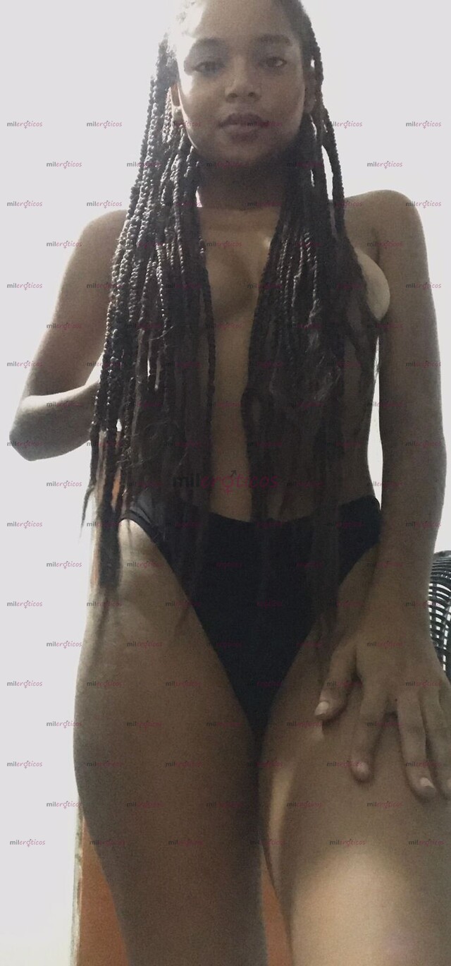 FOTOS DE SHANTALL, RICA FLACA TENGO TODO LO QUE BUSCAS PARA BOTAR TU LECHE