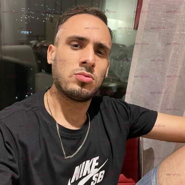 FOTOS DE CURVA GRUESA Y LECHERA, VERGON FETICHISTA, MACHO. CONT VIRTL EXPLMSJS EROTICOS.