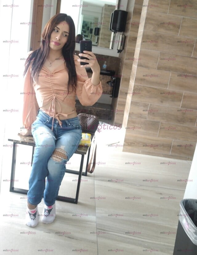 FOTOS DE SIN FILTROS NI EDICIONES TRANS TOTALMENTE DISPUESTA PARA TI