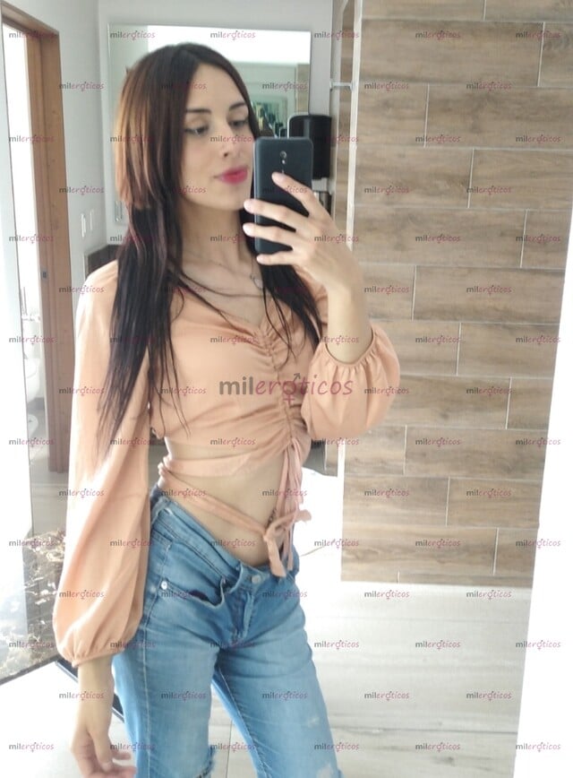 FOTOS DE SIN FILTROS NI EDICIONES TRANS TOTALMENTE DISPUESTA PARA TI