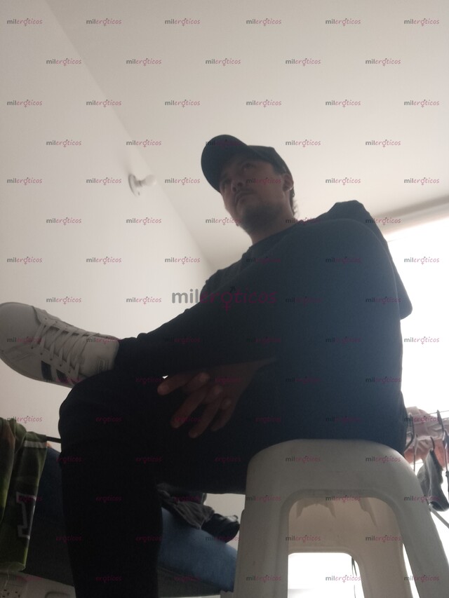 FOTOS DE FERNANDO 3124438915 VEN A MI LADO Y CUMPLIRÉ TODOS TUS DESEOS
